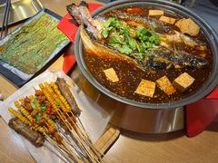 -三顾烤庐·烤鱼·烧烤·龙虾(奉贤店)