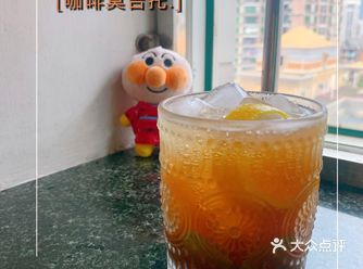 夏日饮品｜周末需要来一杯无酒精的咖啡莫吉托么？