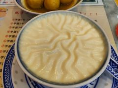 -广信牛奶甜品世家(台东店)
