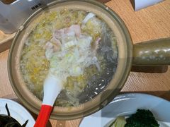 酸菜五花肉砂锅-天怡興·百年蒸饺(中心书城店)