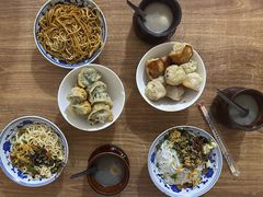 -高师傅特色米粉汤包(建设路店)