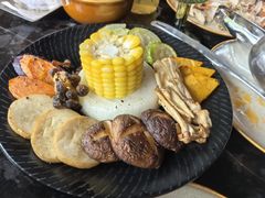 -雾山韩式烤肉·海南糟粕&椰子鸡火锅·海景餐厅(三亚绿发山海天JW万豪酒店)