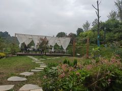 -叁山与肆客服号民宿(龙泉阳光城百工堰公园店)