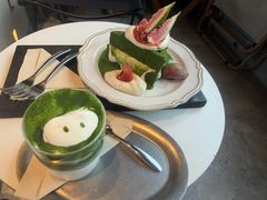 -luutosa  cafe & tea 鹿兔山