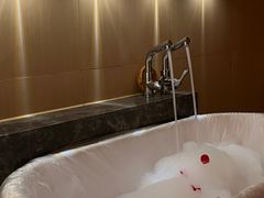 -快乐大桶水养生足浴SPA(前兴路店)
