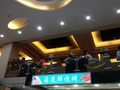 -覃记海鲜美食餐厅