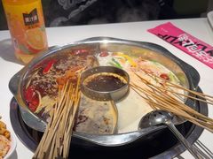 -佰人王串串香火锅(洋珠巷店)