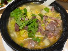 -闫家驴肉老店(华电一校店)