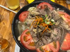 -乡土特色.冷锅鱼.牦牛肉汤锅