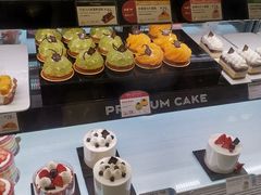 -巴黎贝甜(大宁国际商业广场店)