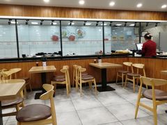 -小梅园饭堂(东方路店)
