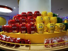 -m豆巧克力世界(上海世茂广场店)