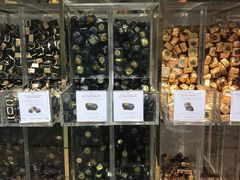 -VENCHI 闻绮(北京国贸商城店)