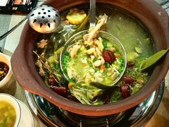 -东记炭炉·海鲜鸡煲(龙华店)