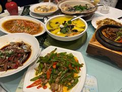 -河畔春天时尚餐厅