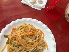 -金杨拉面王小吃面馆·牛三宝面·红烧牛肉粉