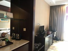 -中家鑫园温泉酒店鑫悦汤泉