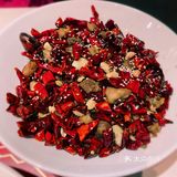 招牌酸菜鲈鱼不错，不是很麻，但是挺香的