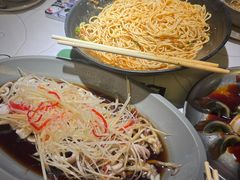 -巴厘龙虾·榜首油焖大虾(音乐学院·沿江酒馆店)