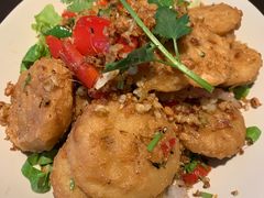 -大头虾越式风味餐厅(光明广场店)