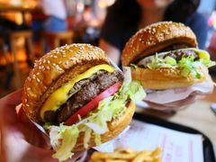 -The Habit Burger Grill 哈比特汉堡(复兴soho店)