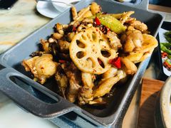 馋嘴香锅牛蛙-佬肥猫(国华广场店)