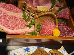 -山川小町·极番烧肉(新地假日广场店)