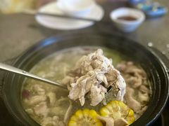 -野迹·石橄榄鸡·烧烤(新洲店)