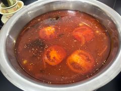 -周良天山牛杂城(天山路总店)