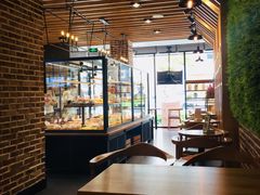 -焙丽拾光(麦凯乐直营店)