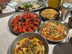 -巴厘龙虾·榜首油焖大虾(音乐学院·沿江酒馆店)