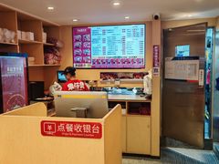 -华记煲仔华·煲仔饭(市桥易发店)