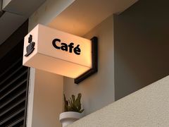 -Café Monson