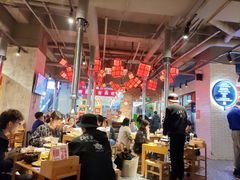 大堂-么肆烤肉·中式自助·烤肉大排档(街道口季佳PAI店)