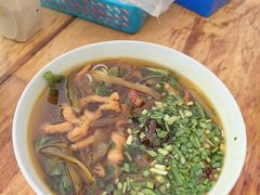 -越洋肖氏老米线(杨家坪店)