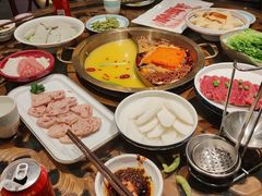 -小天鹅火锅·一线江景洪鼎旗舰店(洪崖洞店)