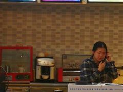 -冰纷万象滑冰场(深圳万象城店)