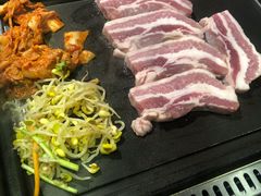 -香猪坊(远洋未来店)