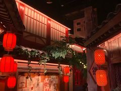 -暴风岛沉浸式体验馆(百联世纪店)