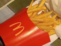 -麦当劳(番禺易发商业街店)