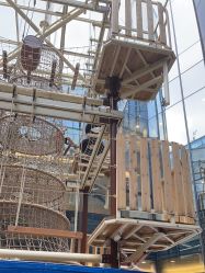 -PIPIKINGDOM皮皮王国欢乐号(欢乐海岸购物中心店)