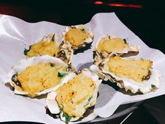 半打招牌蒜香国产生蚝-囧吉香生蚝牛排馆(湖北路店)