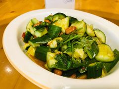 拍黄瓜-老板很二(吉大店)