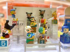 -泡泡玛特POPMART(蓝色港湾店)