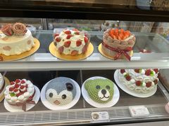 -花花卷卷·鲜食蛋糕(静安久光百货店)
