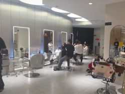 -PE SALON