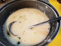 -洞密园美食城(富华路店)