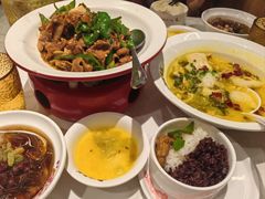 -渝是乎酸菜鱼(龙旗购物中心店)