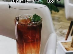 -théATRE茶聚场·餐厅(环球金融中心店)
