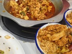 -丹水桥地锅鱼·翘嘴鲌·地方特色全鱼宴(丹江口大坝店)